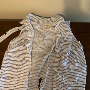 Sleeveless tank white with blue stripe